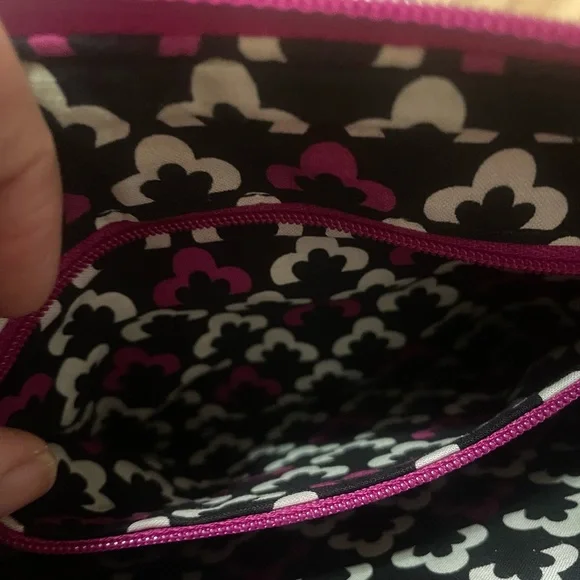 Vera Bradley Fuchsia Quilted Crossbody Bag - Picture 5 of 7